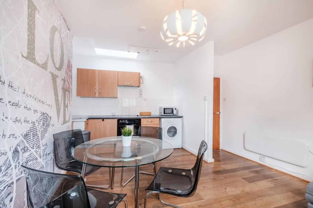 Oxford Street London By Threstle Apartment Bagian luar foto